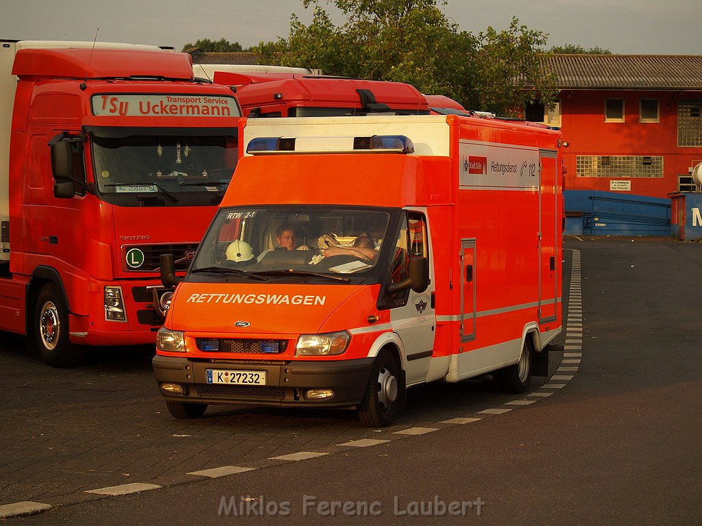 Grossbrand Halle auf dem Grossmarkt Koeln P931.JPG